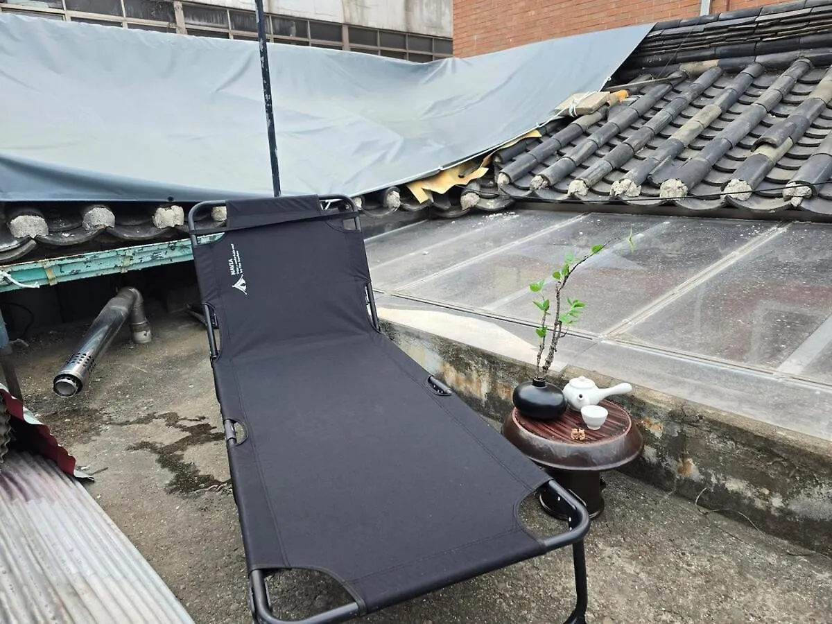 #Private Hanok #Korea University Station #3Rooms #Barbecue #Rooftop Sunbed Seul