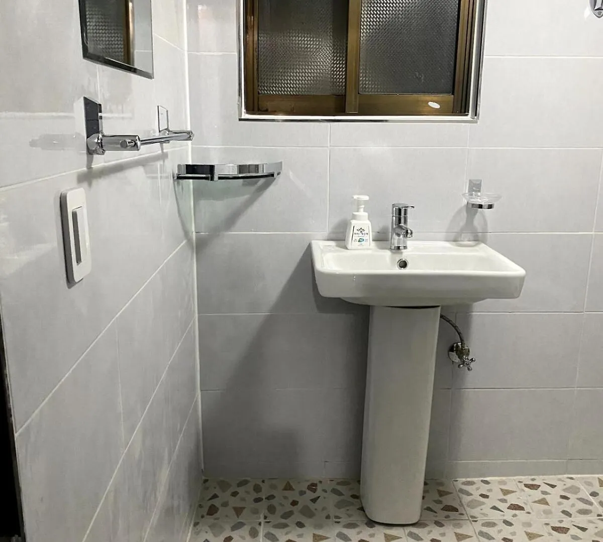 Apartamento #Private Hanok #Korea University Station #3Rooms #Barbecue #Rooftop Sunbed Seul